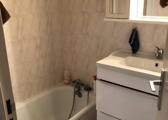 Prázdninový dům Villa Mitoyenne 6 Pers Avec Piscine, Parking, Clim - Fr-1-607-155 *